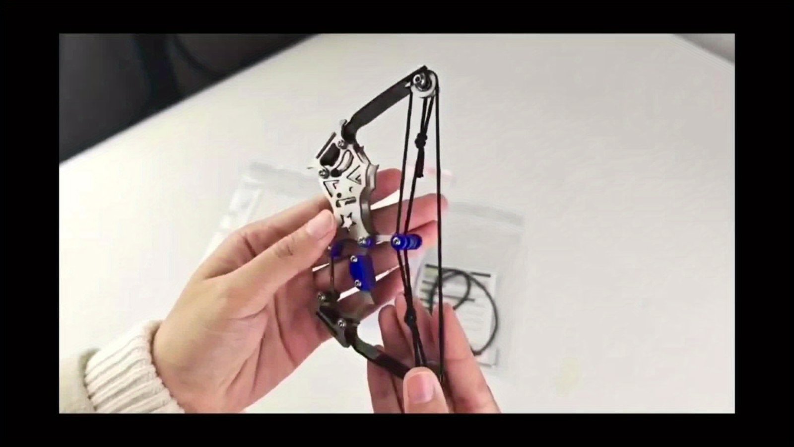 Mini Archery Bow Set – 5.5” Stainless Steel Pocket Bow with 10 Arrows - Image 8